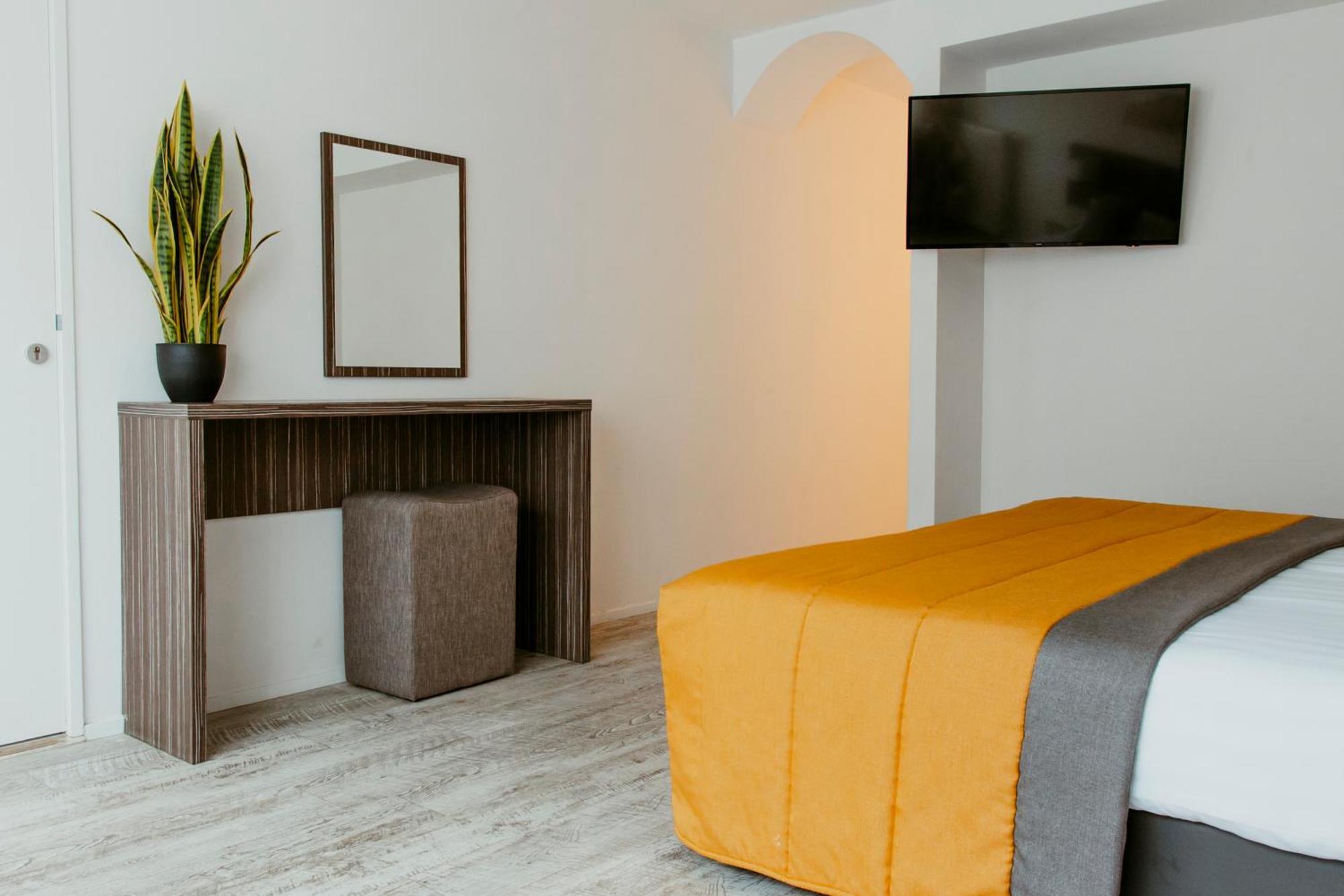 Hotel Victoria Bergen aan Zee Room photo