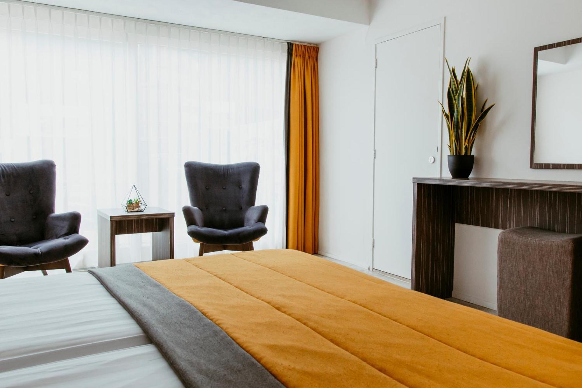 Hotel Victoria Bergen aan Zee Room photo