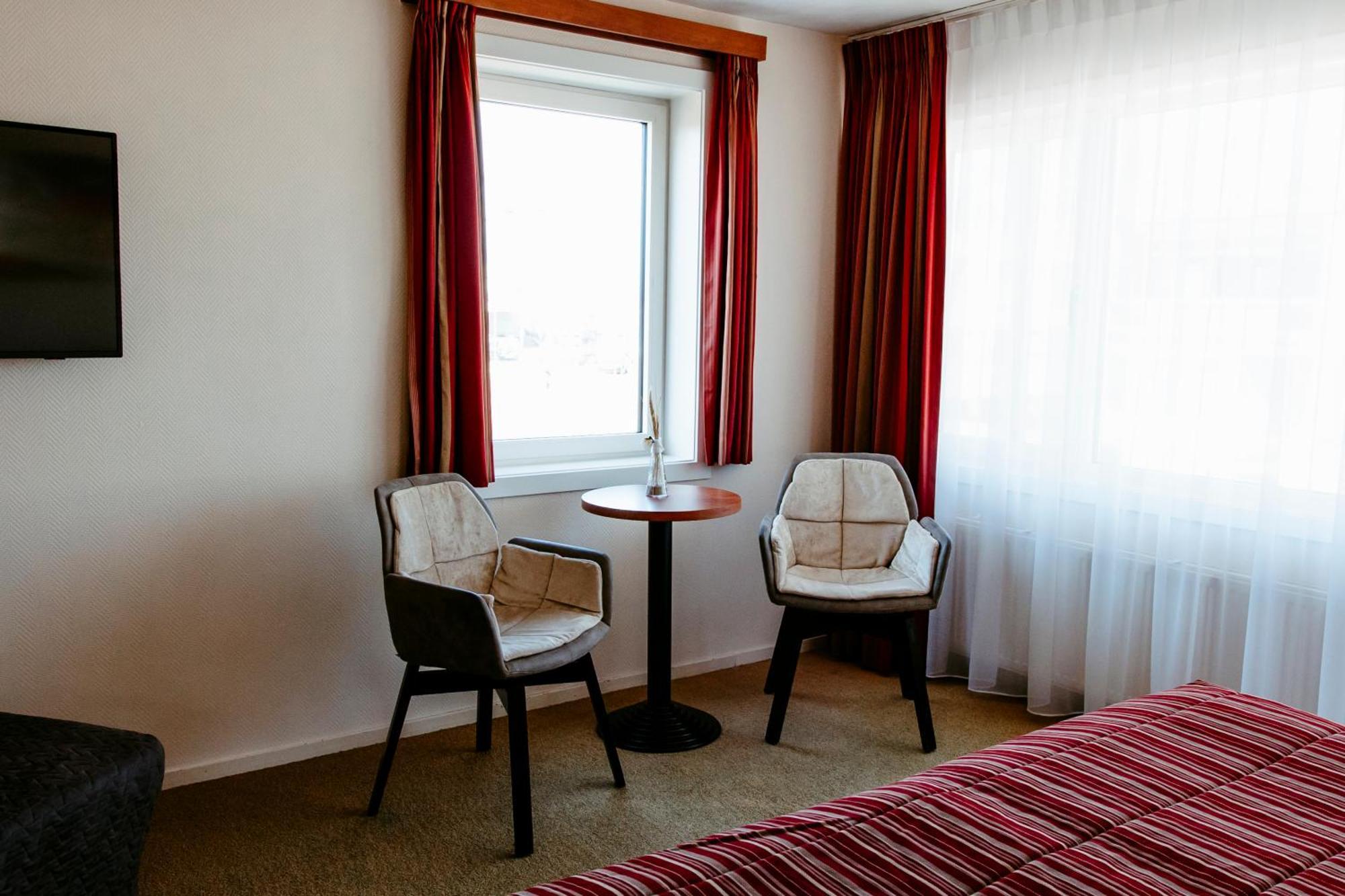 Hotel Victoria Bergen aan Zee Room photo